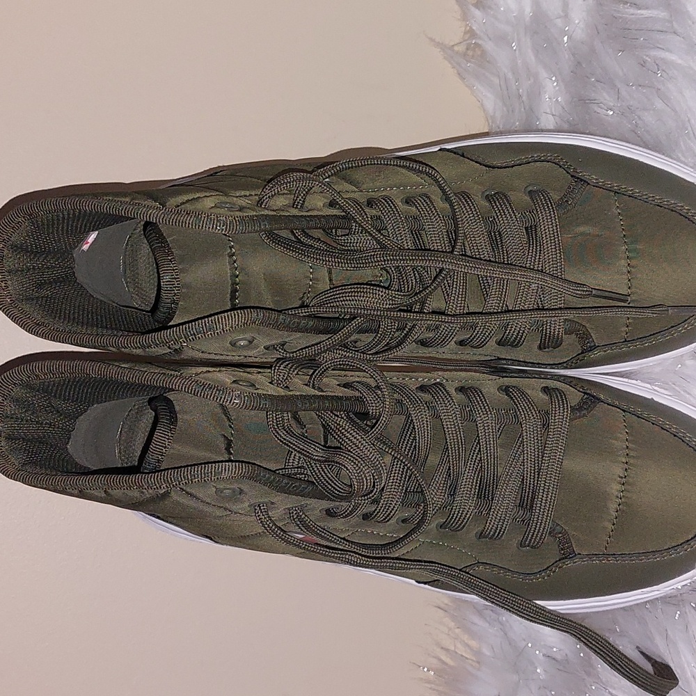 Tommy Hilfiger lady boots - Picture 2 of 6